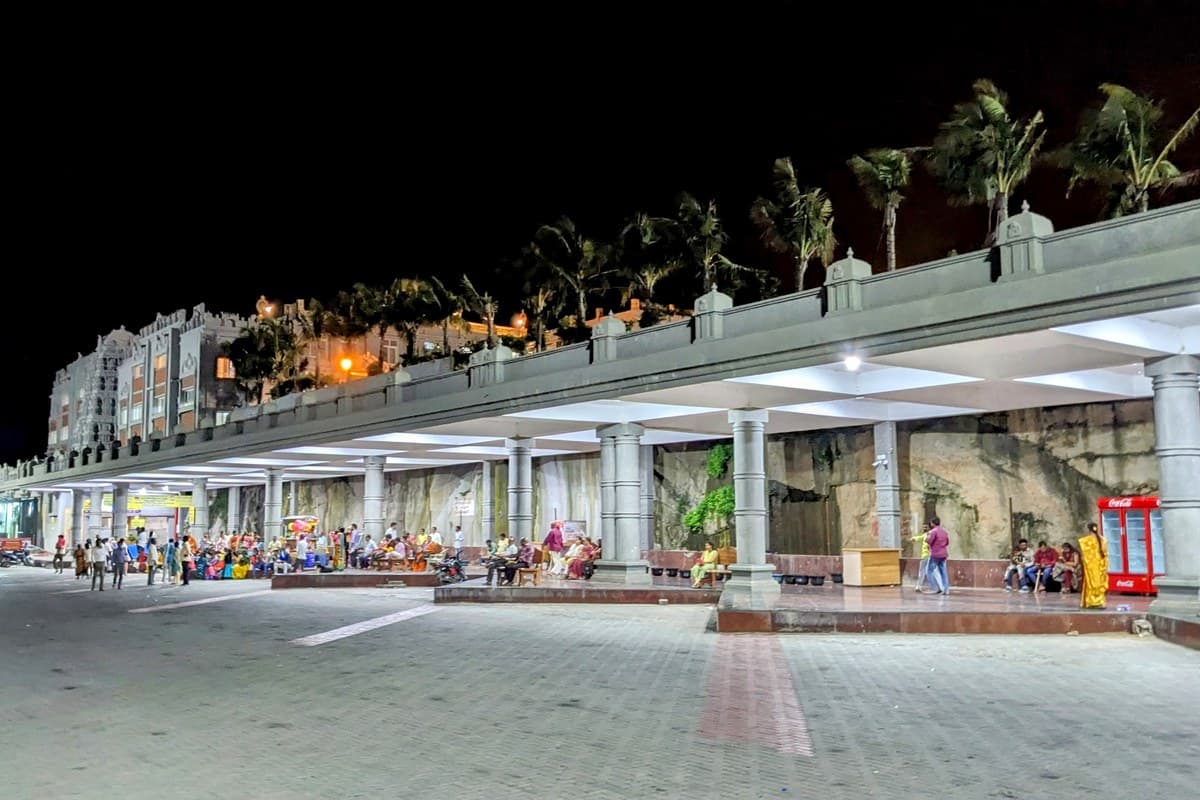 Yadagirigutta & Suvarnagiri Spiritual Circuit